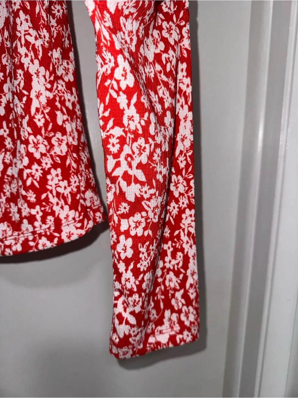 Anthropologie Red White Floral Square-Neck Puff Sleeve Blouse
